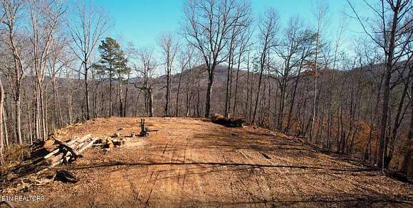 11.4 Acres of Land for Sale in La Follette, Tennessee