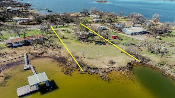 0.92 Acres of Residential Land for Sale in Graford, Texas