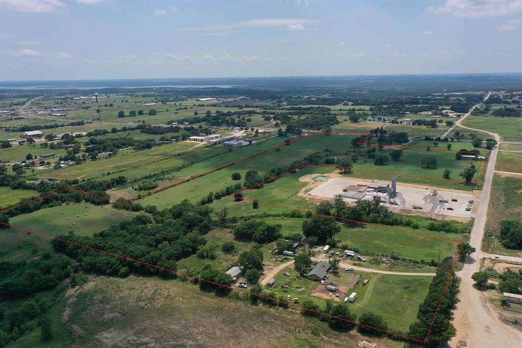 39.25 Acres of Mixed-Use Land for Sale in Aubrey, Texas