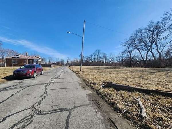 0.09 Acres of Residential Land for Sale in Highland Park, Michigan