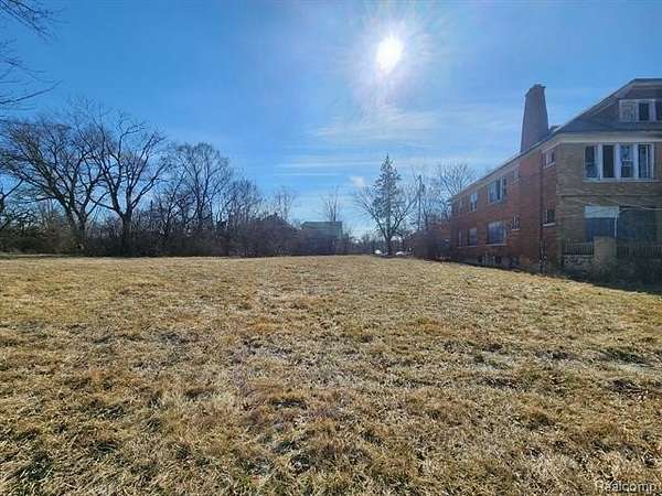 0.09 Acres of Residential Land for Sale in Highland Park, Michigan
