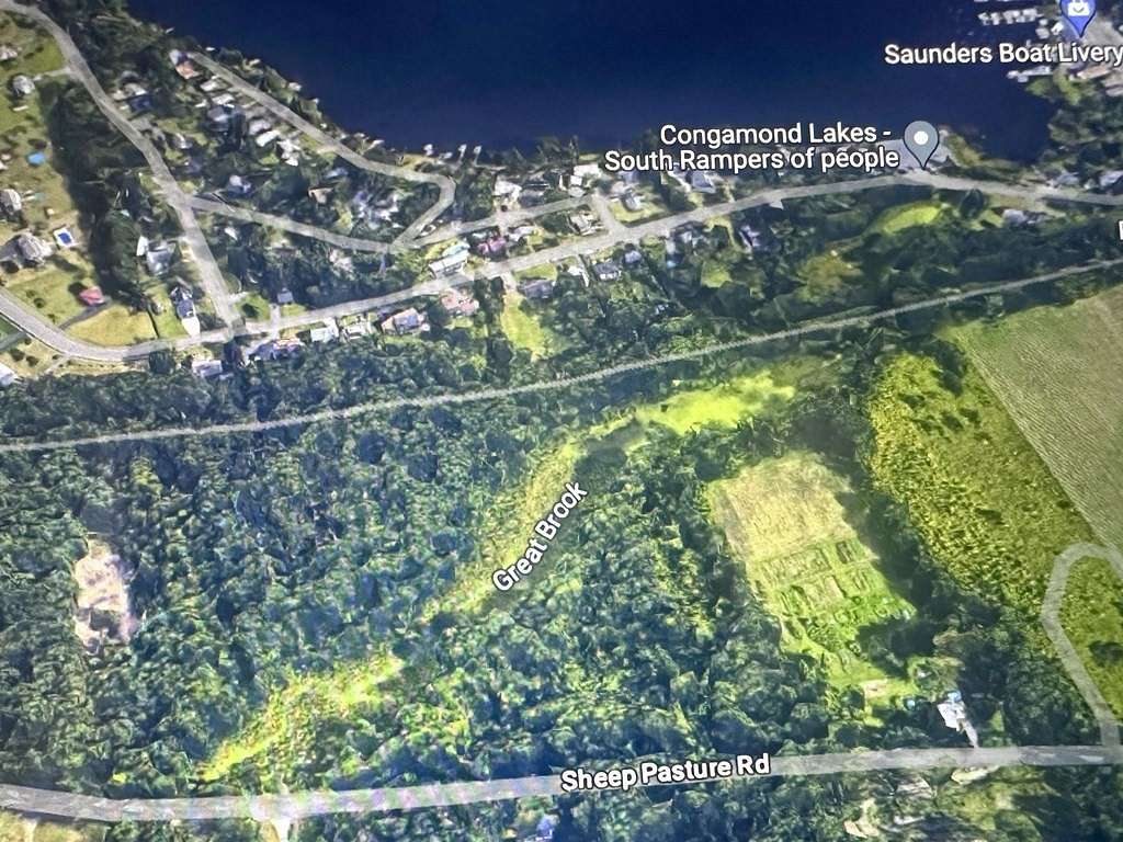 7 Acres of Residential Land for Sale in Southwick, Massachusetts