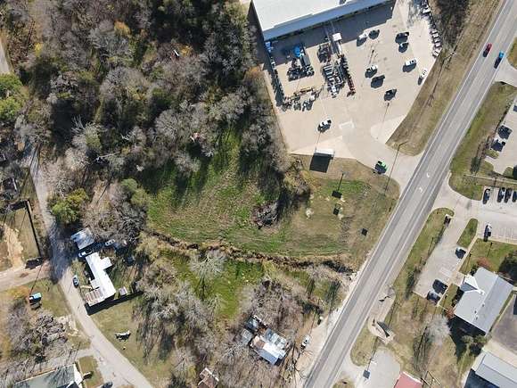 1.52 Acres of Commercial Land for Sale in Fairfield, Texas