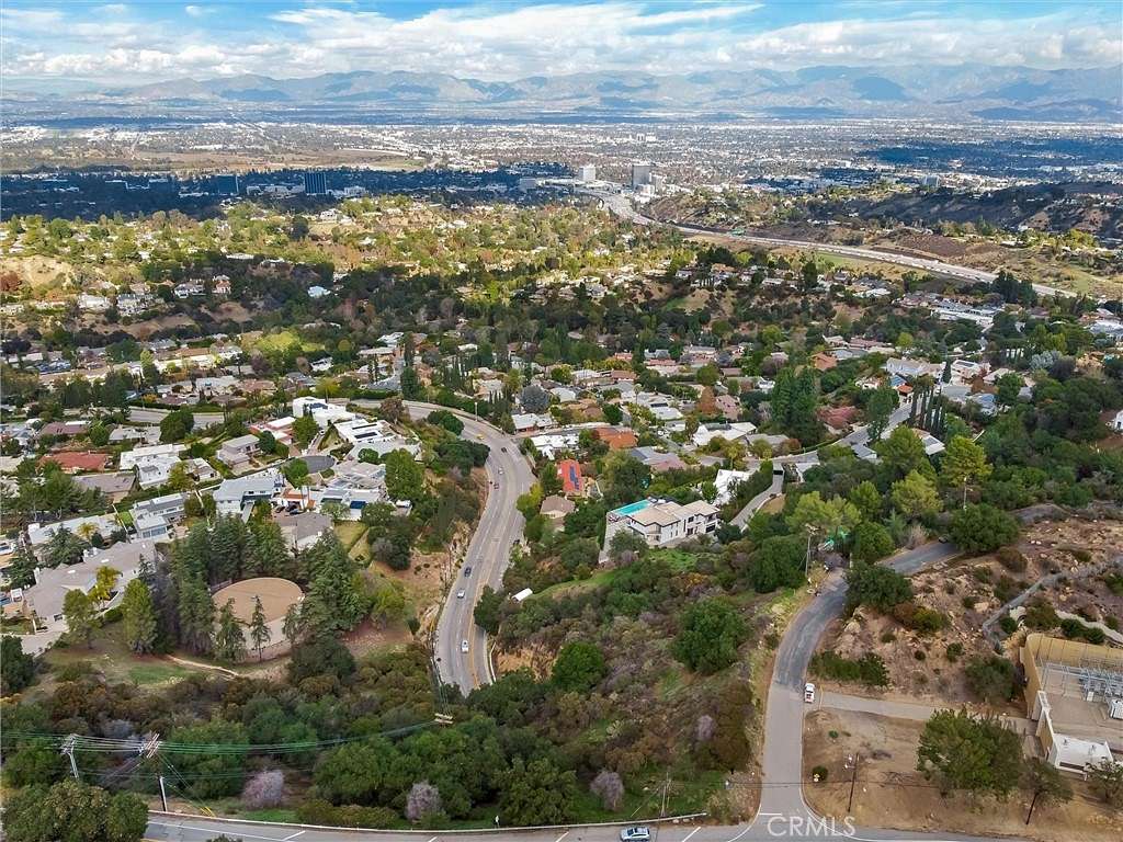 1.1 Acres of Residential Land for Sale in Los Angeles, California