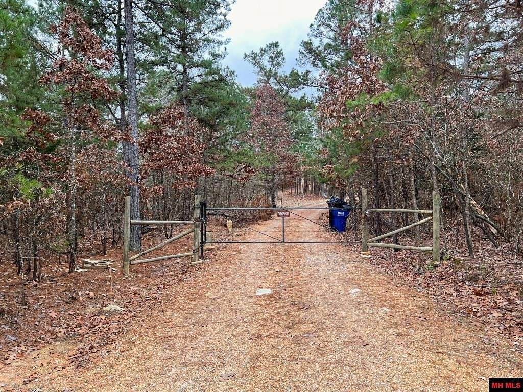 4 Acres of Residential Land with Home for Sale in Salesville, Arkansas