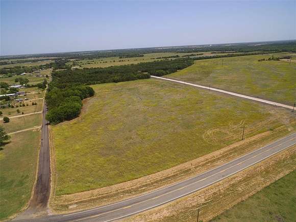 1.3 Acres of Residential Land for Sale in Paris, Texas
