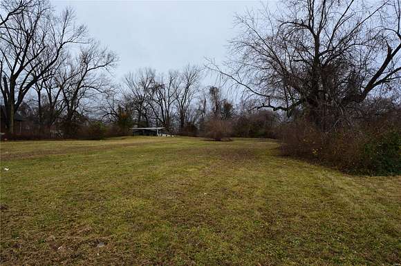 0.75 Acres of Residential Land for Sale in St. Louis, Missouri