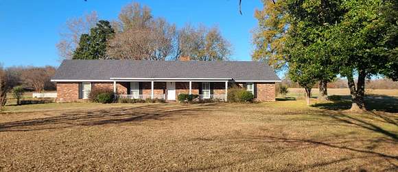 2.4 Acres of Residential Land with Home for Sale in Mangham, Louisiana