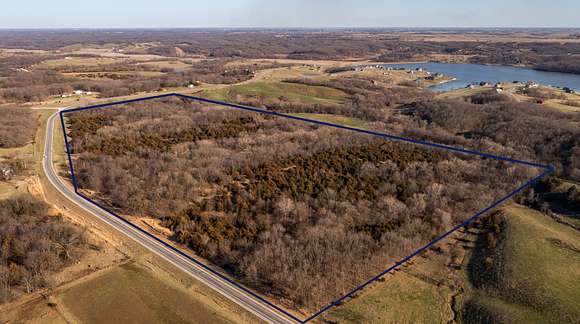 65 Acres of Land for Sale in Moravia, Iowa