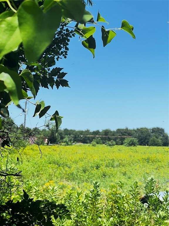 6.33 Acres of Residential Land for Sale in Corsicana, Texas