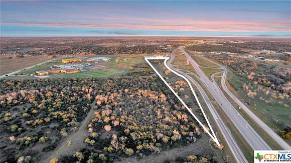 16.46 Acres of Commercial Land for Sale in Victoria, Texas