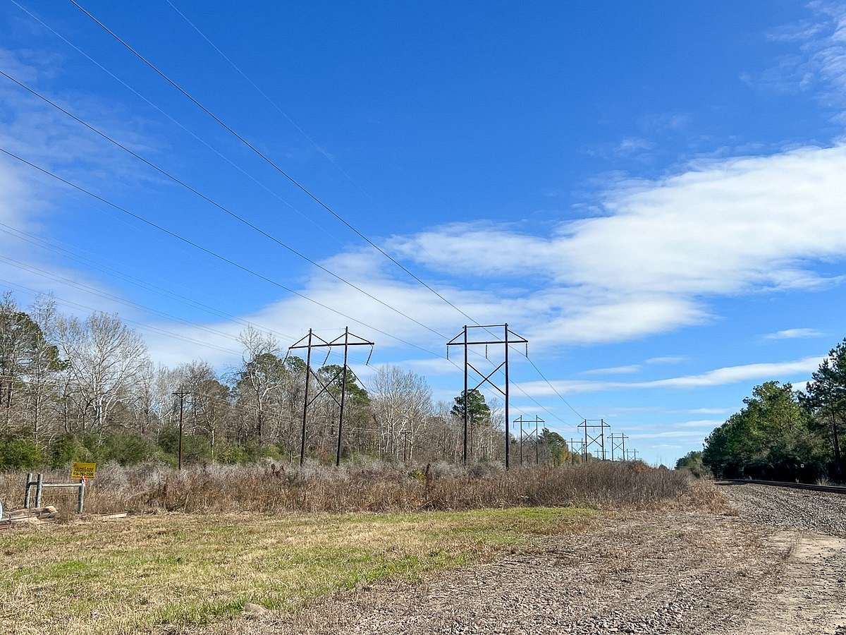 8.653 Acres of Residential Land for Sale in Honey Island, Texas