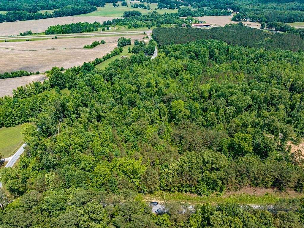 5 Acres of Residential Land for Sale in Huntingdon, Tennessee