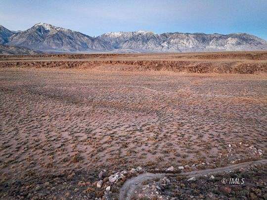 600 Acres of Land for Sale in Bishop, California