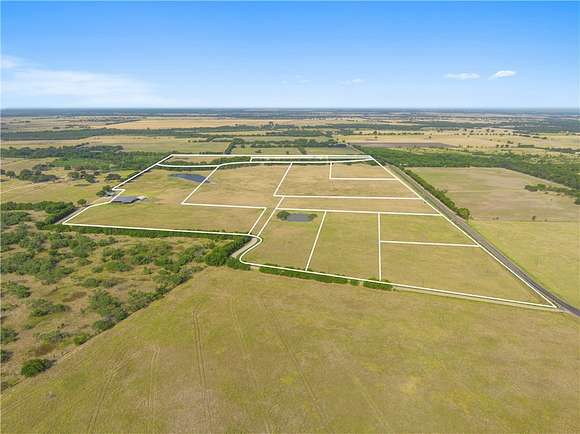 5 Acres of Agricultural Land for Sale in Marlin, Texas