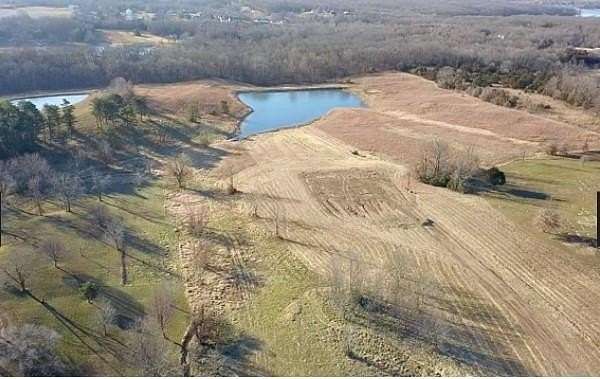 18.78 Acres of Land for Sale in Macon, Missouri