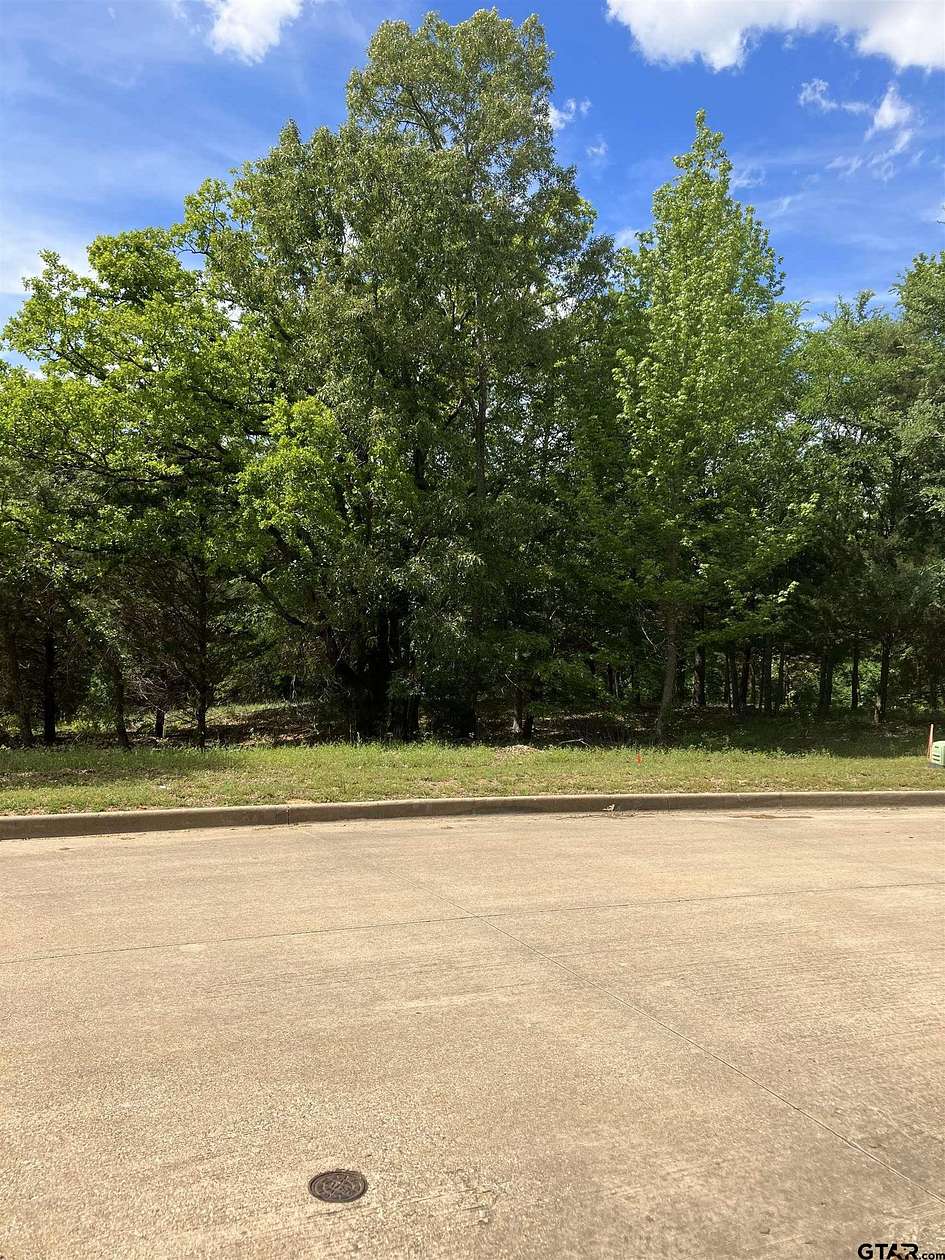 1.4 Acres of Residential Land for Sale in Tyler, Texas