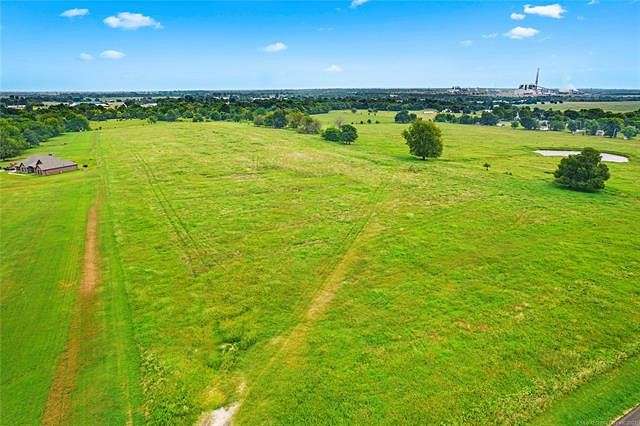 3.8 Acres of Residential Land for Sale in Oologah, Oklahoma
