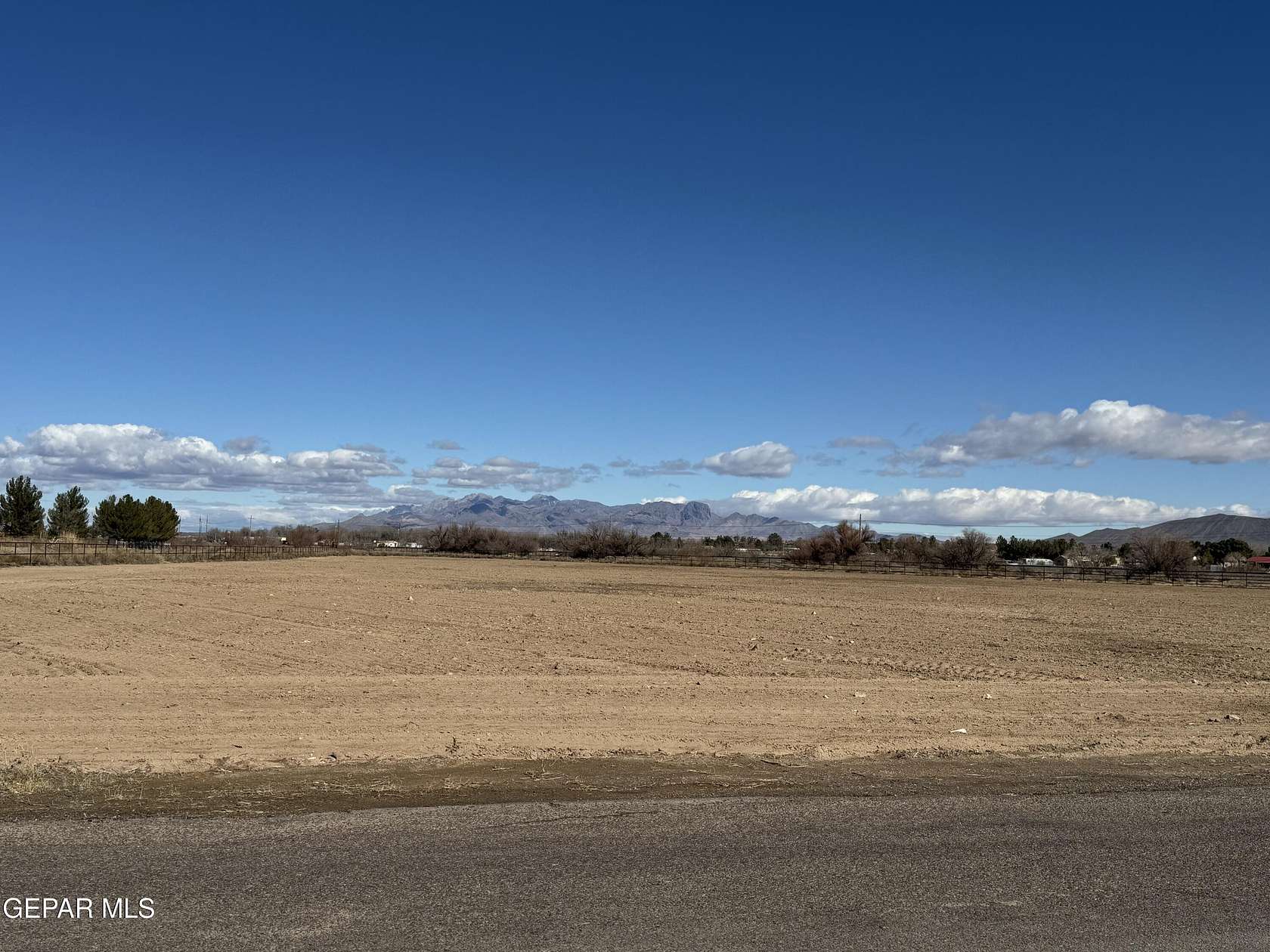 8 Acres of Residential Land for Sale in Anthony, New Mexico
