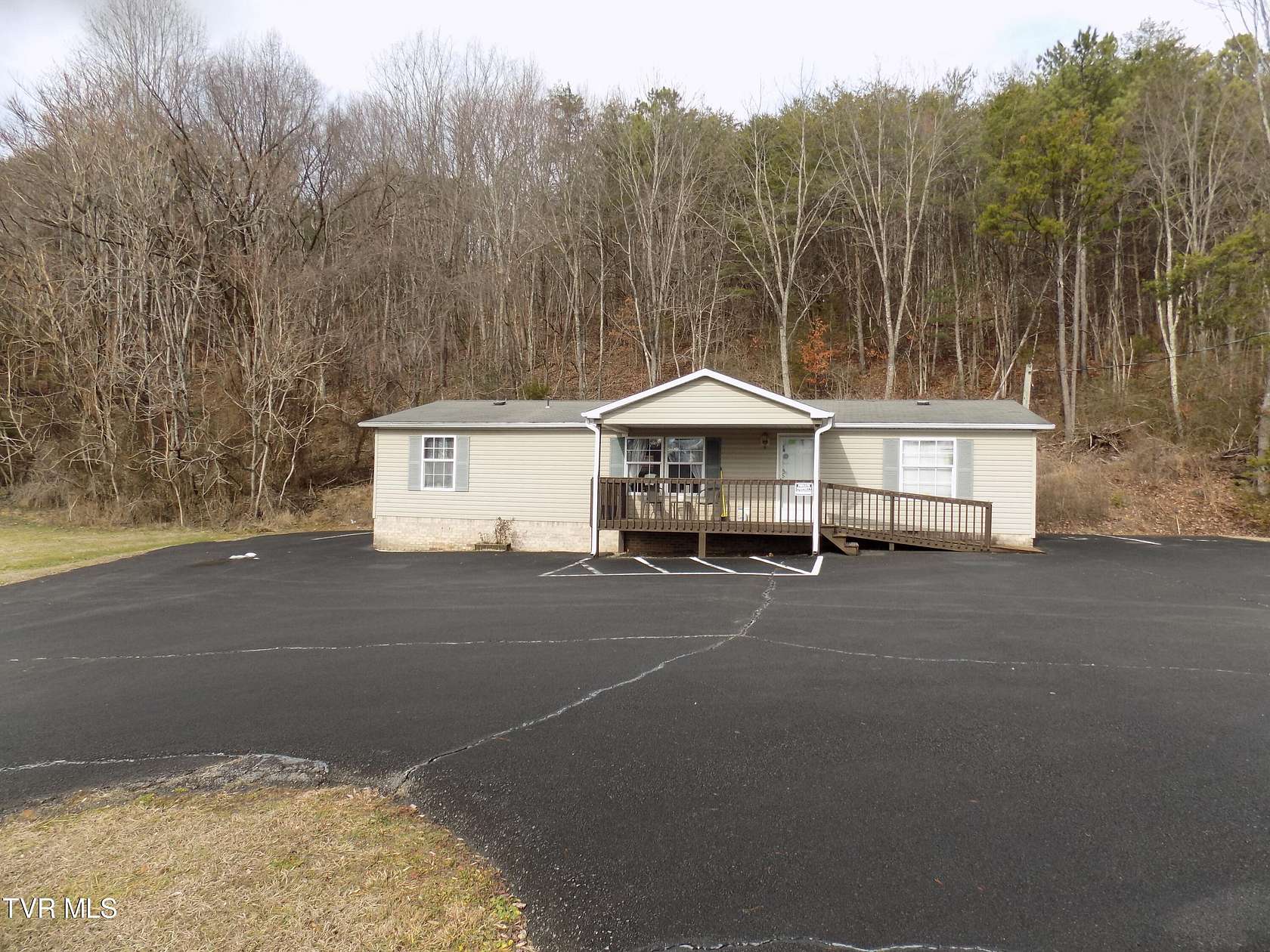 2 Acres of Improved Mixed-Use Land for Sale in Rogersville, Tennessee