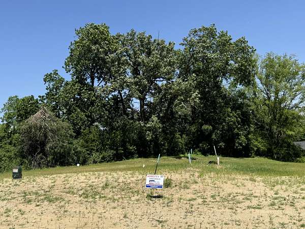 0.35 Acres of Land for Sale in Nevada, Iowa