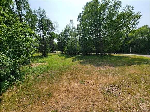 0.58 Acres of Residential Land for Sale in Eau Claire, Wisconsin