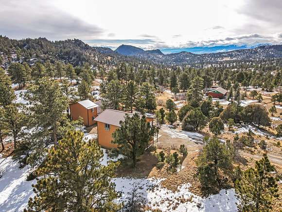 5.8 Acres of Residential Land with Home for Sale in Cotopaxi, Colorado