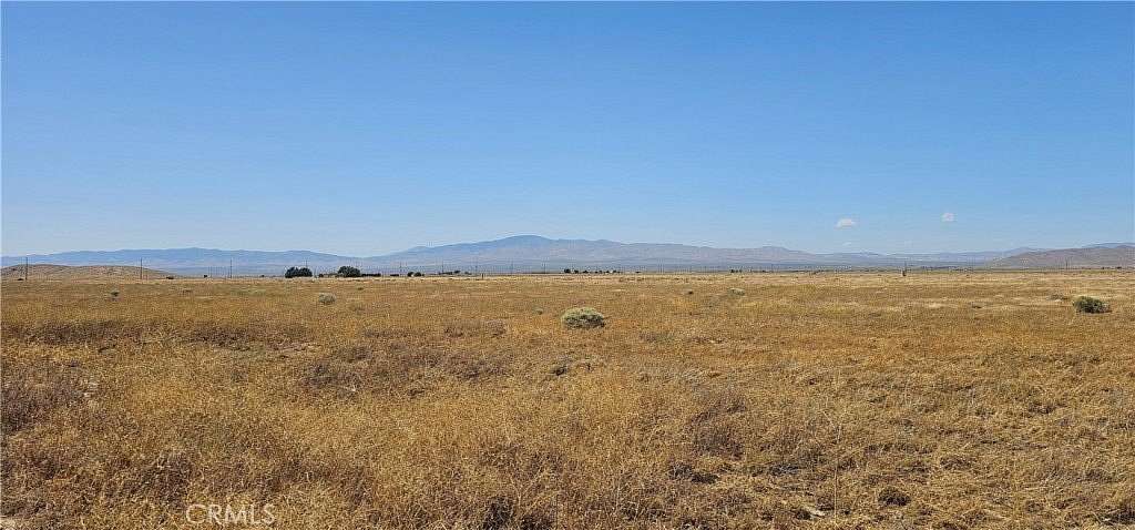 2.284 Acres of Land for Sale in Antelope Acres, California