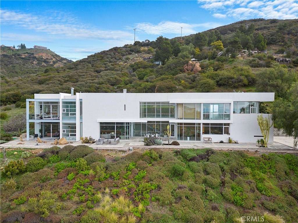 2.7 Acres of Residential Land with Home for Sale in Malibu, California