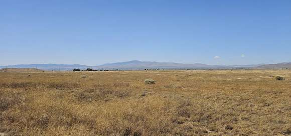 2.5 Acres of Land for Sale in Lancaster, California