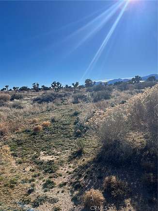 2.5 Acres of Residential Land for Sale in Phelan, California