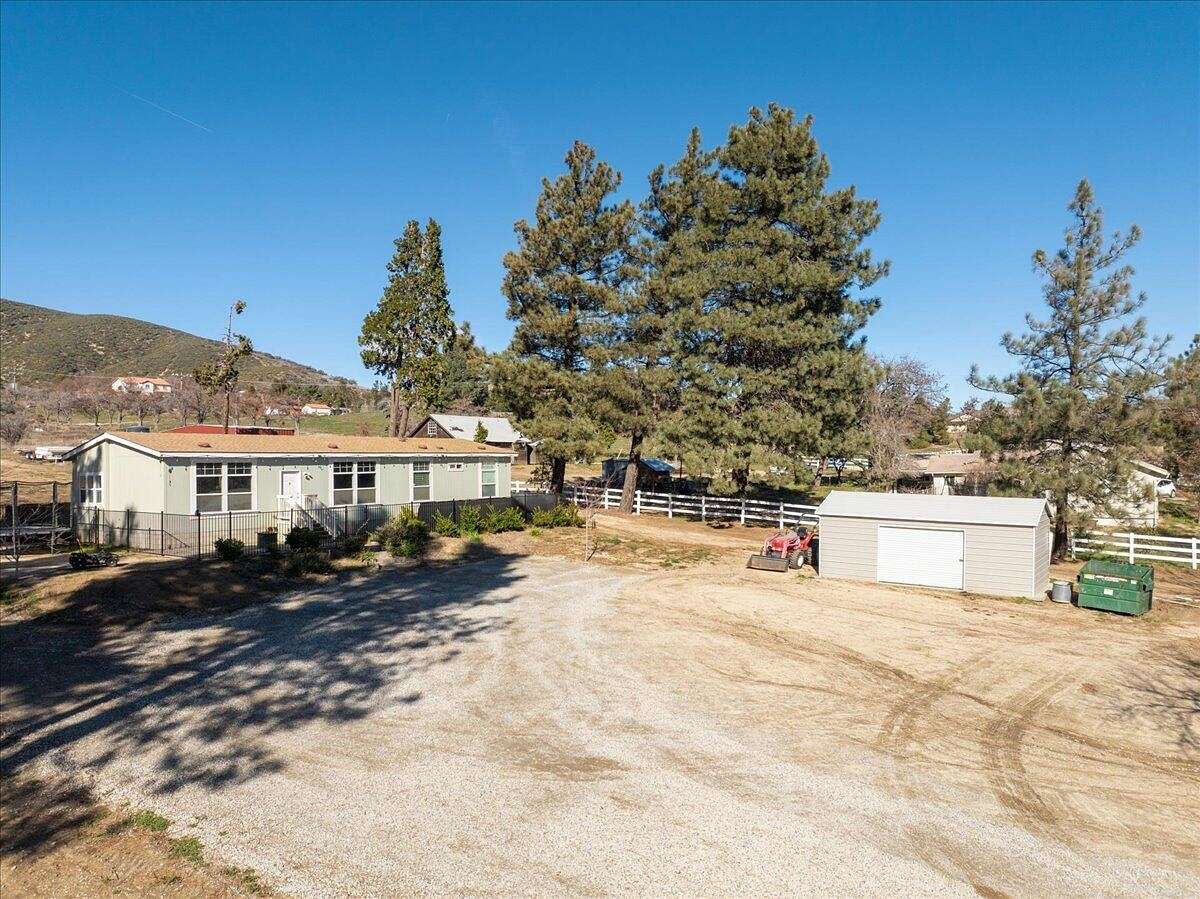 2.6 Acres of Residential Land with Home for Sale in Leona Valley, California