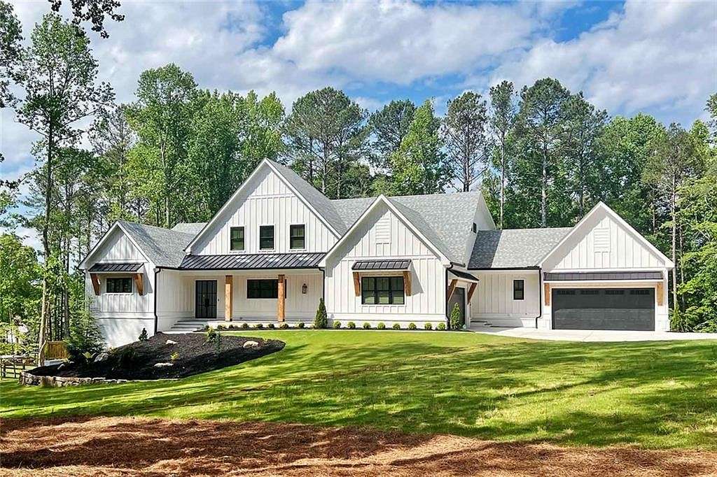 2.6 Acres of Residential Land with Home for Sale in Canton, Georgia