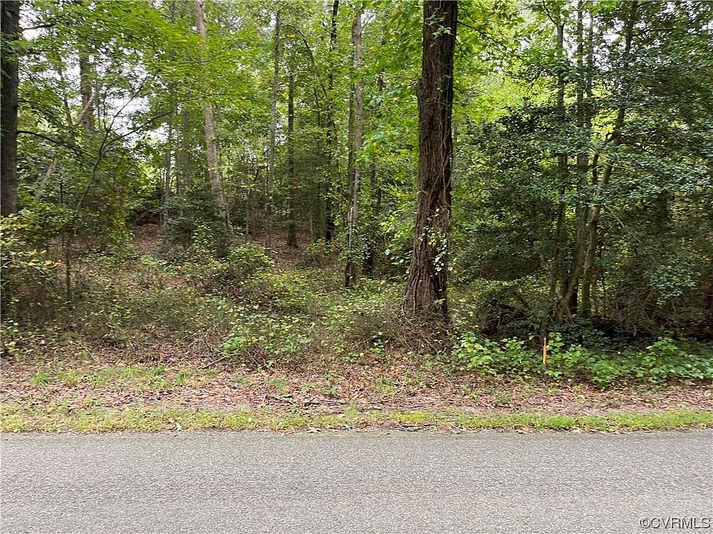 1 Acre of Residential Land for Sale in Tappahannock, Virginia