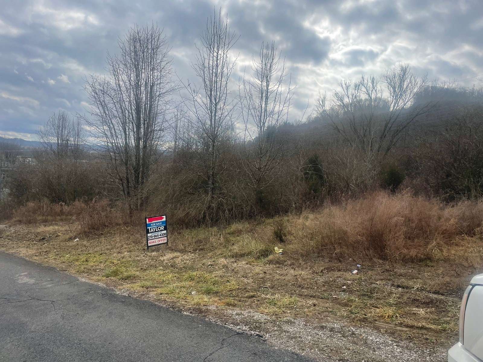 1 Acre of Residential Land for Sale in Burkesville, Kentucky