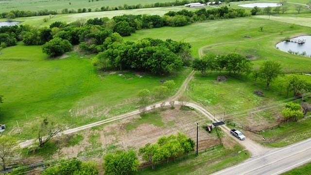 7.205 Acres of Residential Land for Sale in Lone Oak, Texas