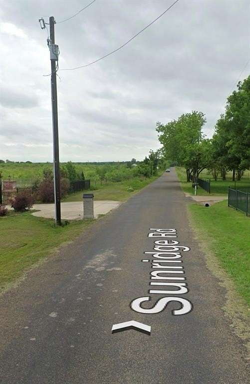 4.21 Acres of Mixed-Use Land for Sale in Ennis, Texas