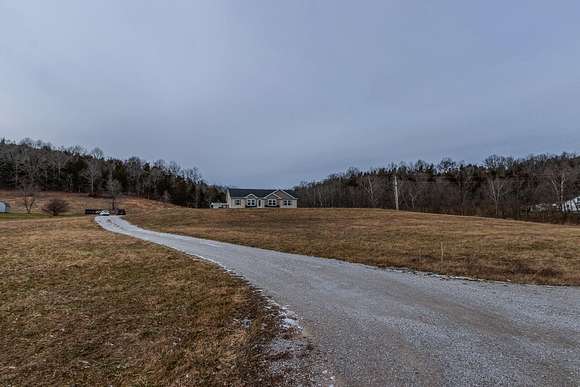 25 Acres of Land with Home for Sale in Cynthiana, Kentucky