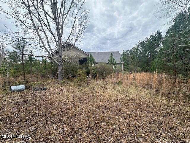 5.6 Acres of Residential Land with Home for Sale in Picayune, Mississippi