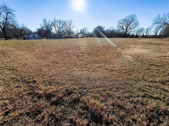 1.3 Acres of Mixed-Use Land for Sale in Alex, Oklahoma