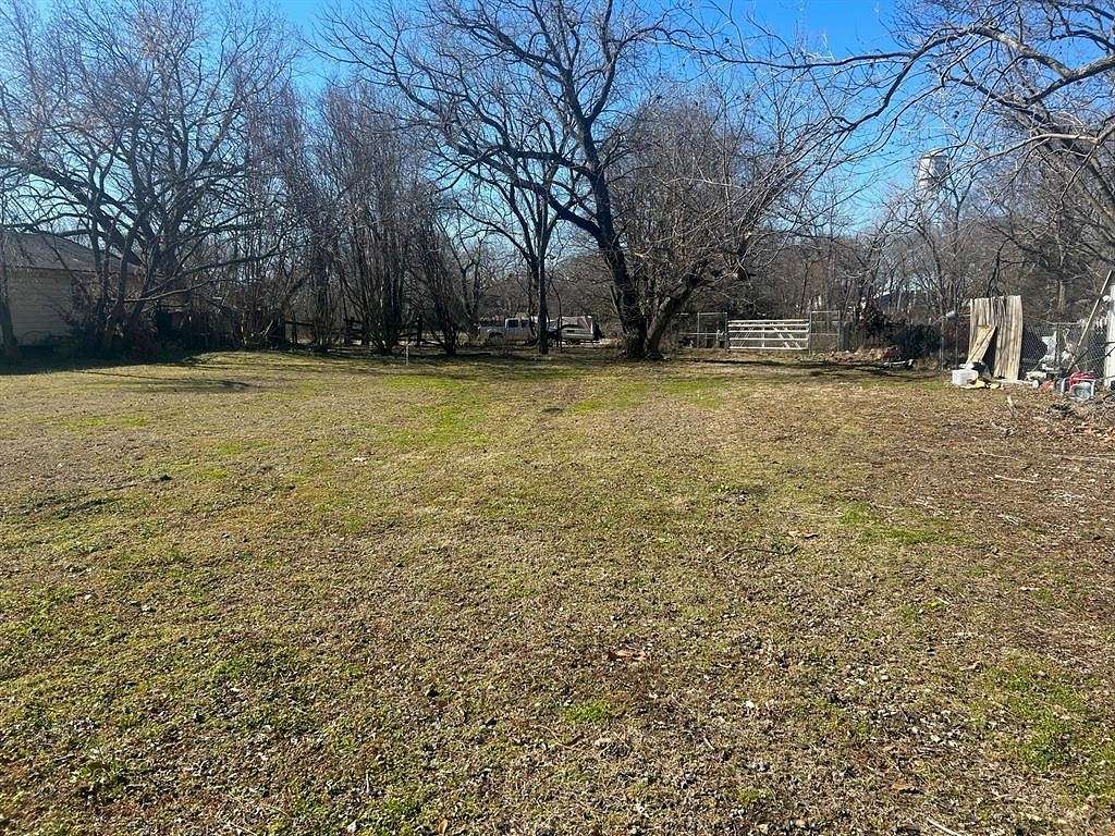 1.4 Acres of Land for Sale in Bells, Texas