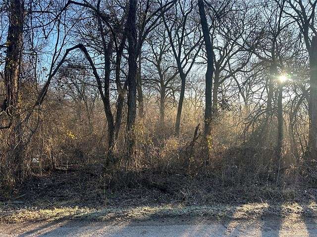 1 Acre of Residential Land for Sale in Kingston, Oklahoma