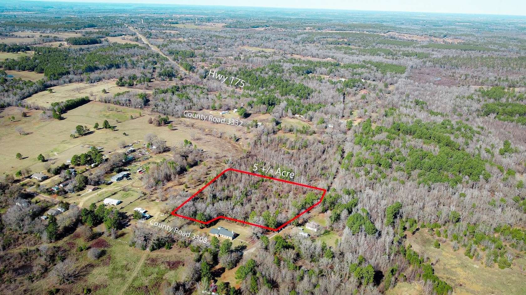 5 Acres of Land for Sale in Jacksonville, Texas