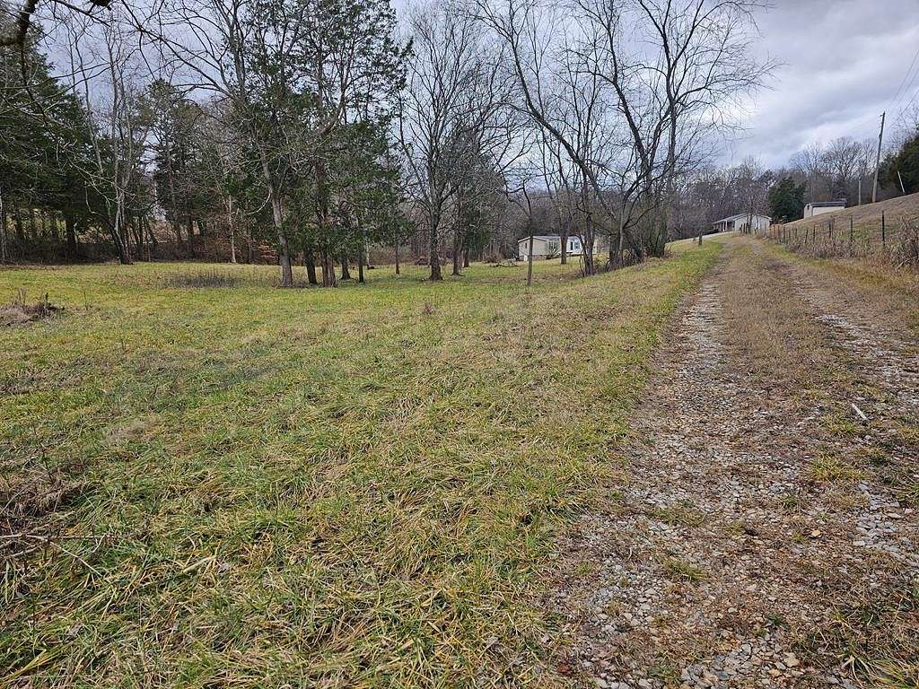 18.7 Acres of Land for Sale in Dandridge, Tennessee