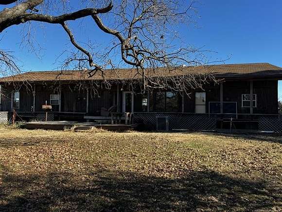 14.8 Acres of Land with Home for Sale in Yale, Oklahoma