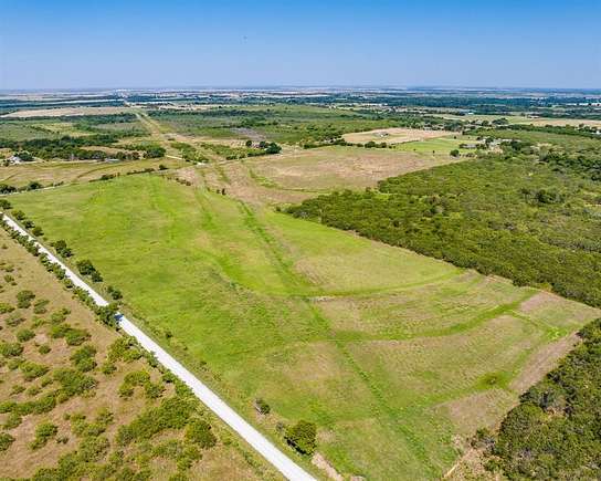 70.4 Acres of Land for Sale in Blooming Grove, Texas