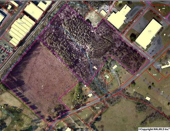 35 Acres of Commercial Land for Sale in Fort Payne, Alabama