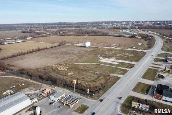 18 Acres of Commercial Land for Lease in Taylor, Missouri