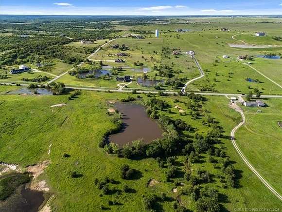 10 Acres of Residential Land for Sale in Skiatook, Oklahoma