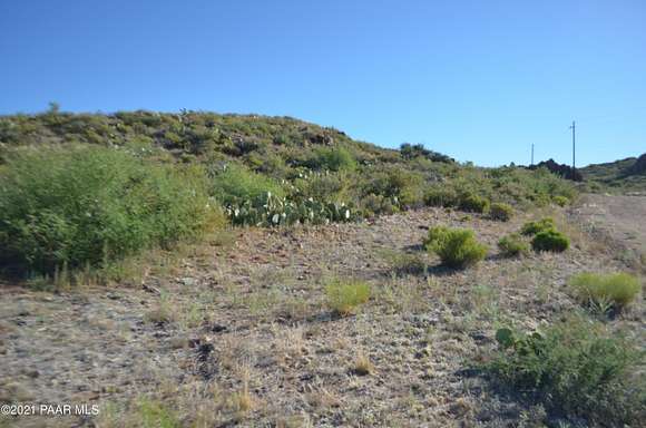 21.1 Acres of Agricultural Land for Sale in Kirkland, Arizona